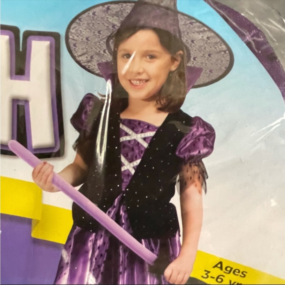Melissa and Doug witch costume 3-6 years old